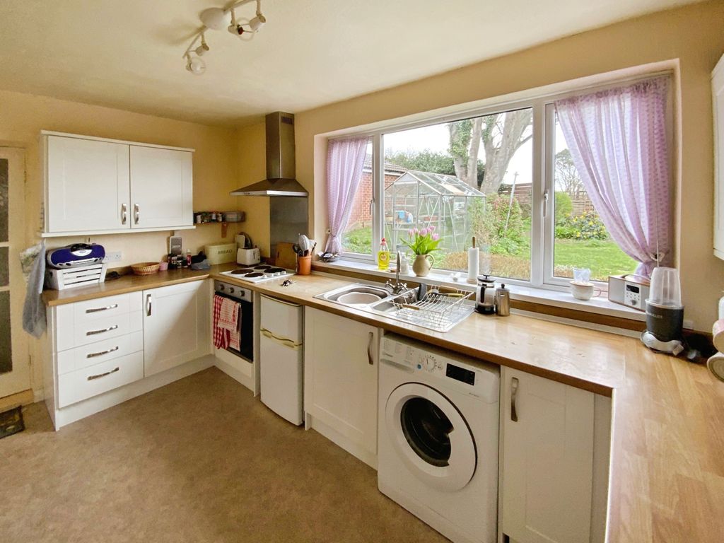 Additional image 4 of 3 bed detached house for saleAshcourt Drive, Hornsea HU18