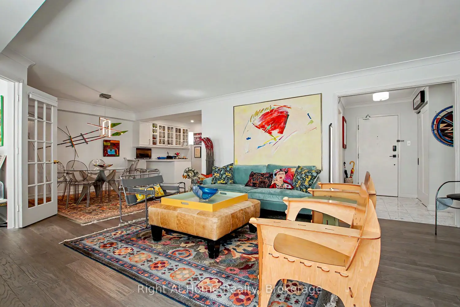 2121 Lakeshore Road 405 photo 5