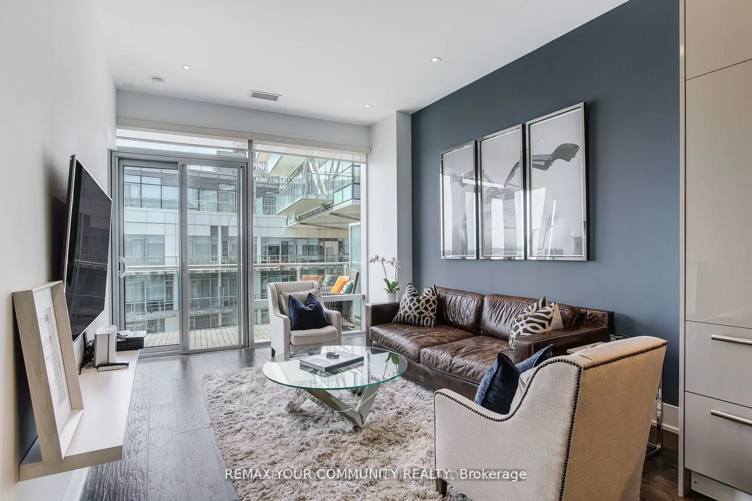 Additional image 7 of 39 Queens Quay 1109