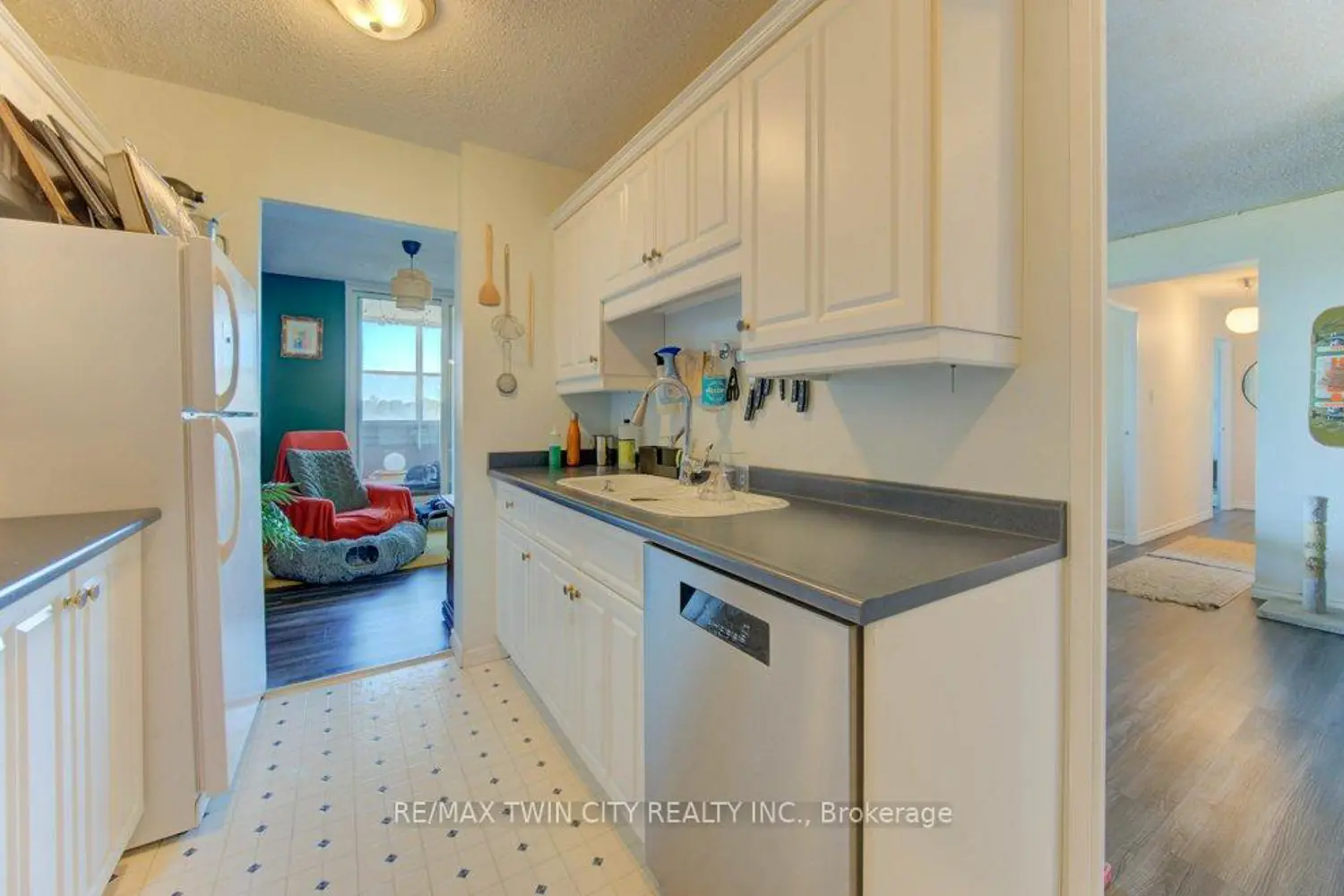 Additional image 15 of 225 Harvard Place 509