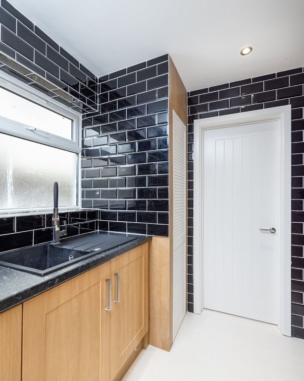 Additional image 15 of 5 bed semi-detached house for saleNelson Road, Hounslow TW3