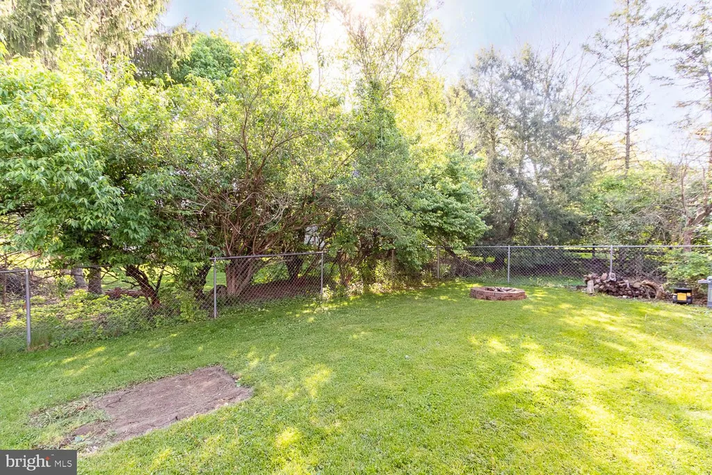 162 Yarnell Lane, Pleasant Gap, PA 16823
