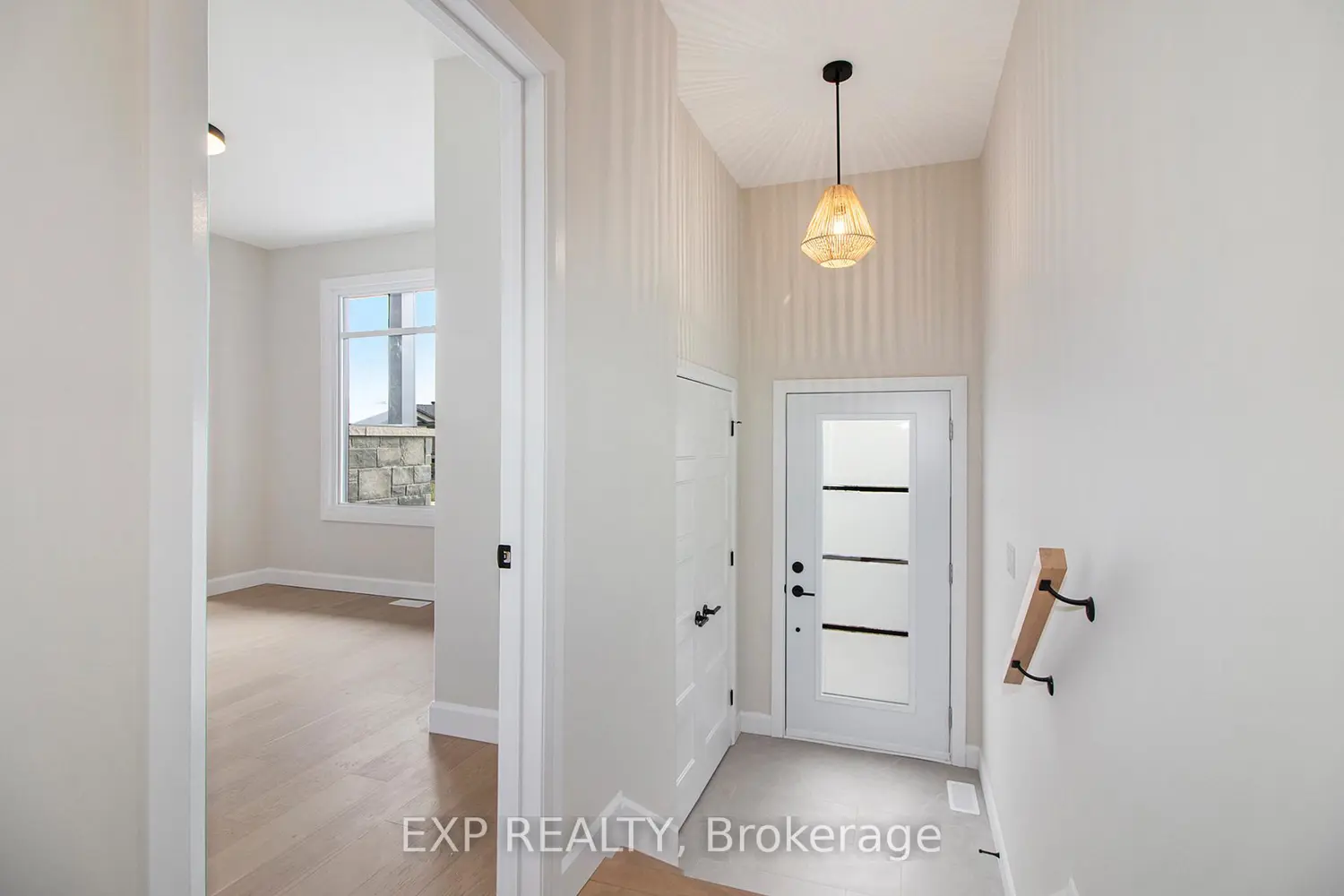 773 Lacroix Road photo 4