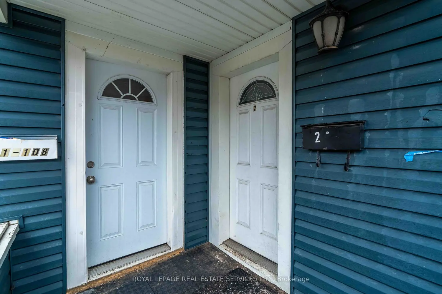 108 Queenston Street photo 2