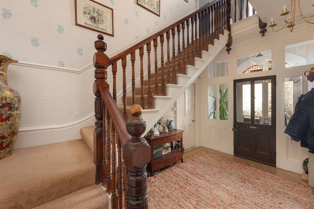 Additional image 6 of 5 bed terraced house for saleCentral Parade, Herne Bay CT6