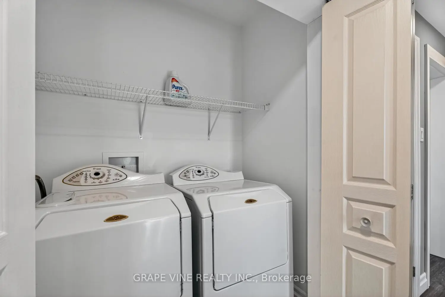 Additional image 16 of 18 Calco Crescent
