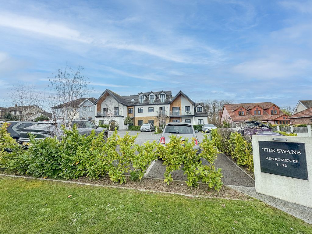 Additional image 2 of 2 bed flat for saleThe Swans, Ferry Road, Hullbridge SS5