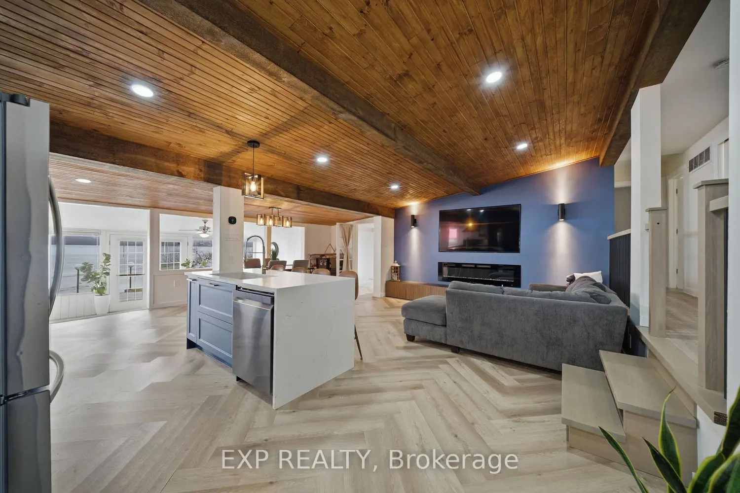 15 Neely Street photo 5