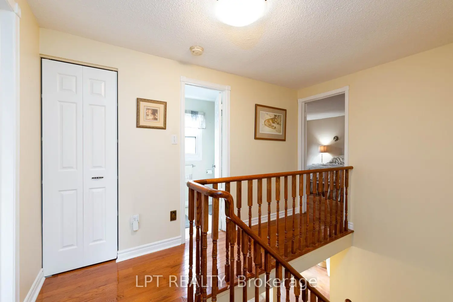 54 Meyer Circle photo 4