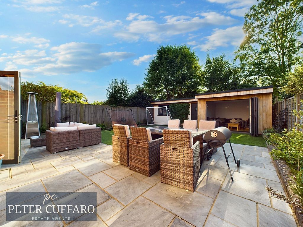 Additional image 19 of 5 bed semi-detached house for saleDanemead, Hoddesdon EN11