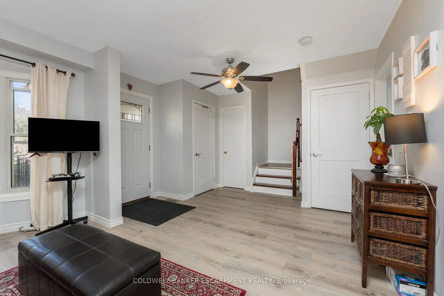 222 Churchill Road photo 5