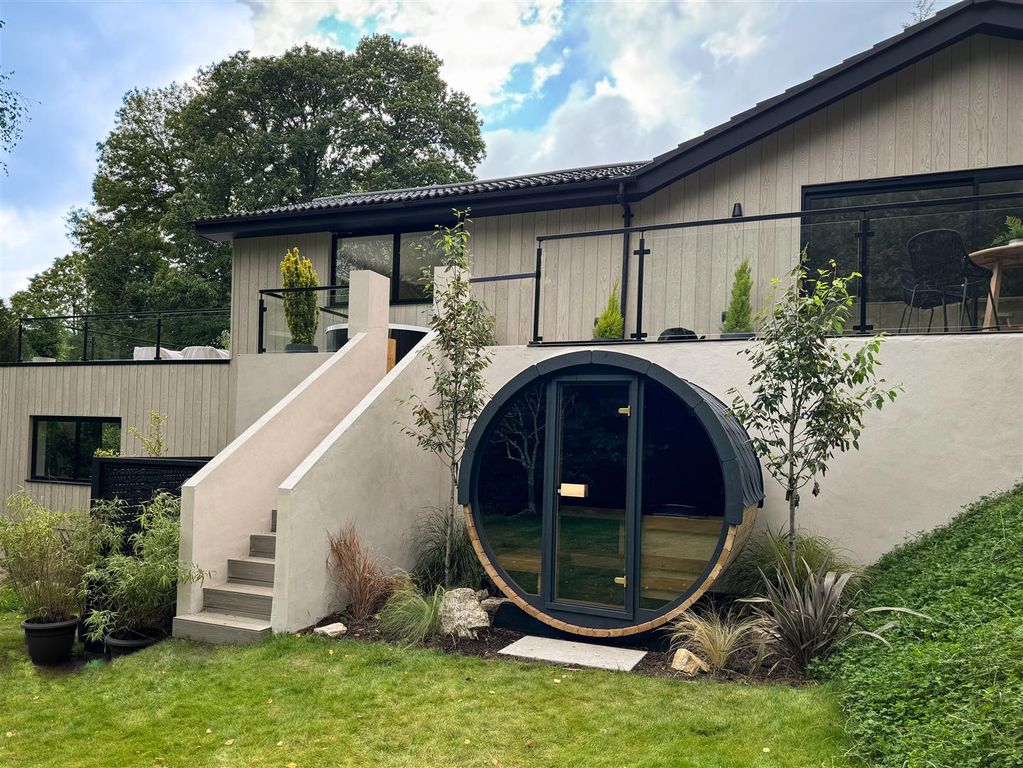 Additional image 26 of 5 bed detached house for saleChurt Road, Hindhead GU26