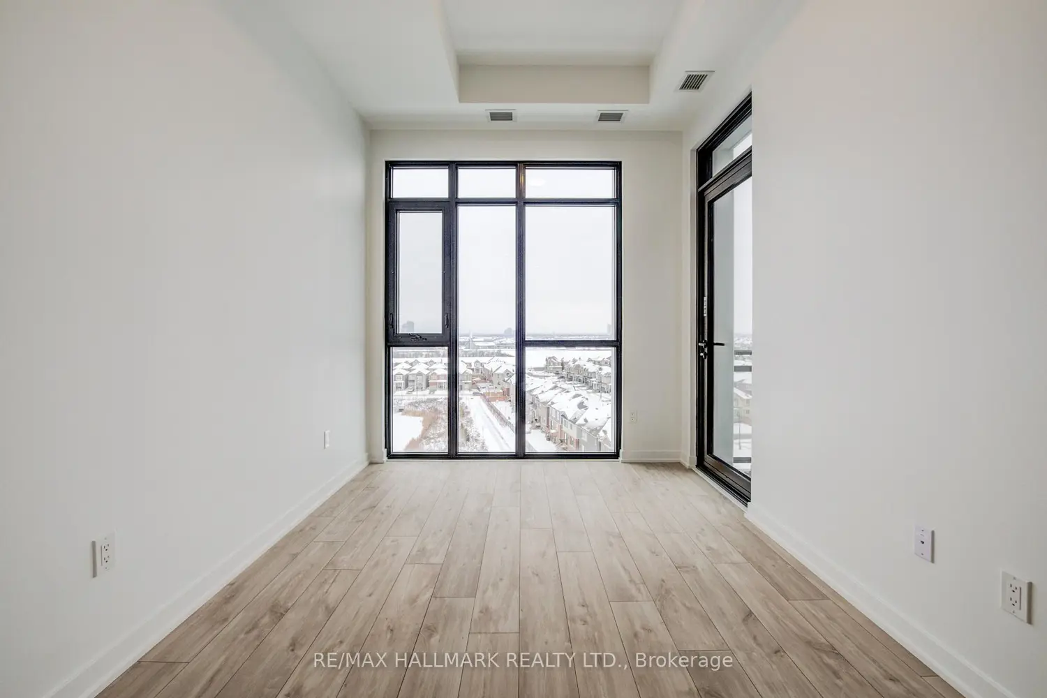 720 Whitlock Avenue 816 photo 4