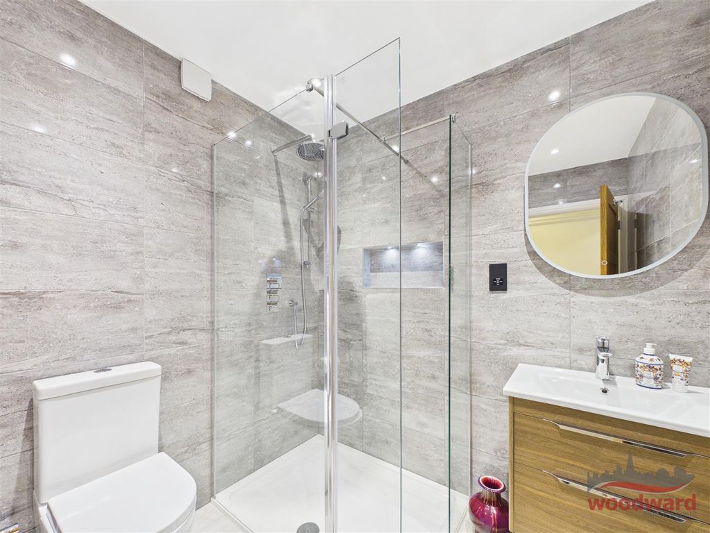 Additional image 8 of 3 bed flat for saleWest Hill, Harrow HA2