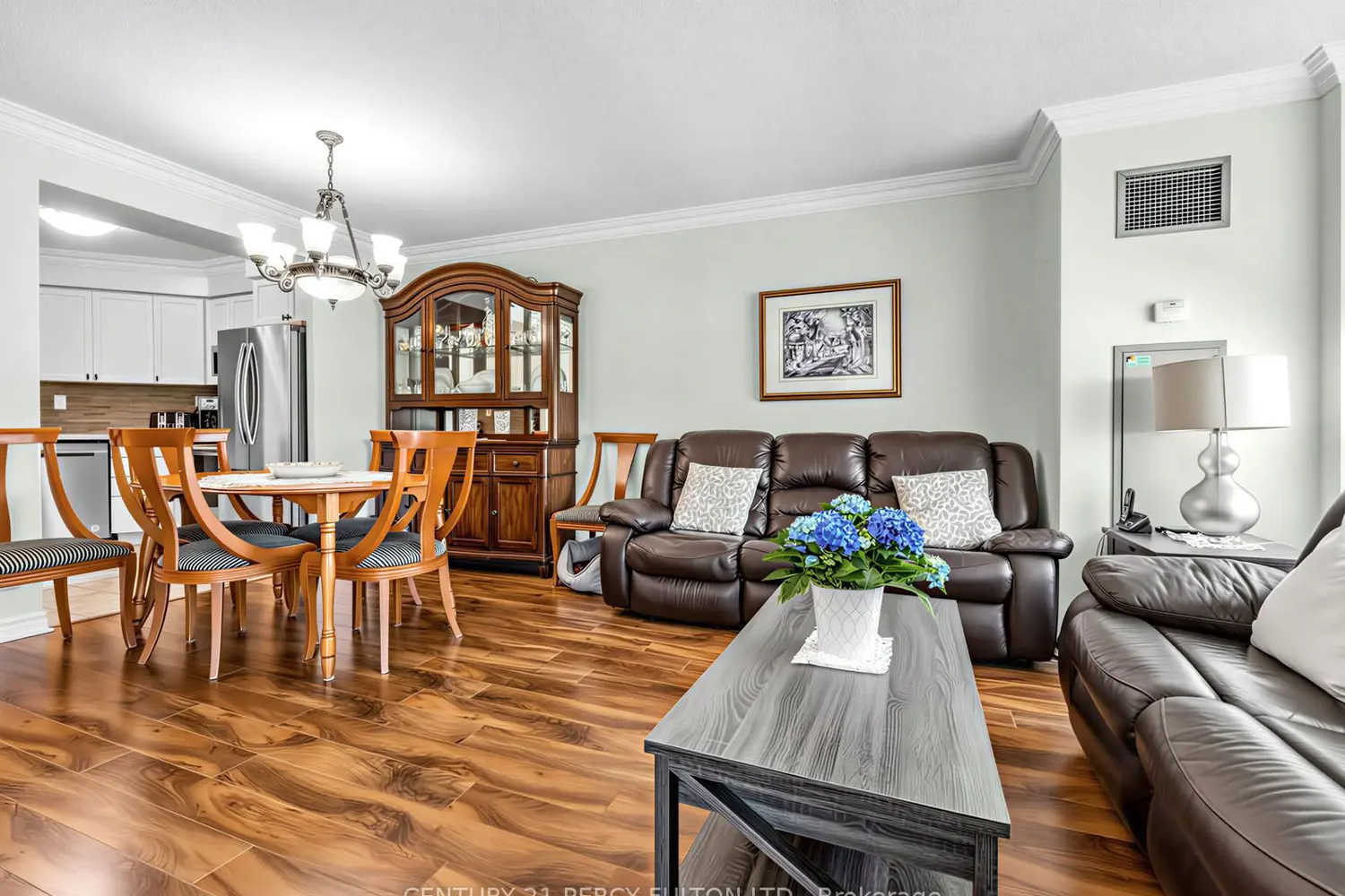 745 New Westminster Drive 201 photo 2