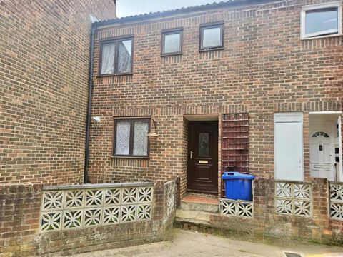 Algar Close, Stanmore HA7