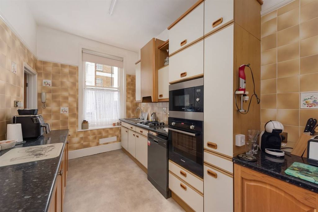 Additional image 13 of 5 bed terraced house for saleCentral Parade, Herne Bay CT6