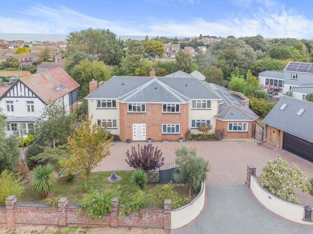 5 bed detached house for saleReculver Road, Herne Bay, Kent CT6