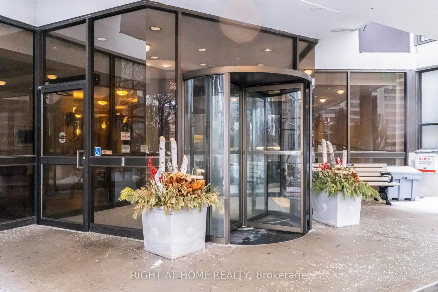 1333 Bloor Street 606 photo 3