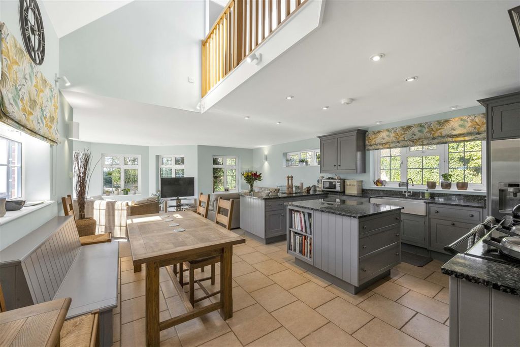 Additional image 2 of 5 bed detached house for saleSauncey Wood, Harpenden AL5