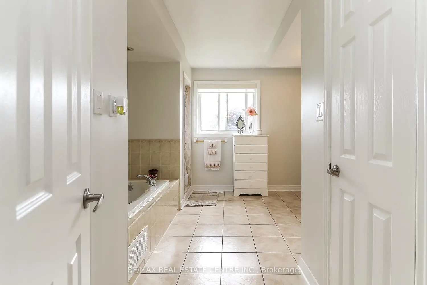 Additional image 11 of 1 Sandringham Drive