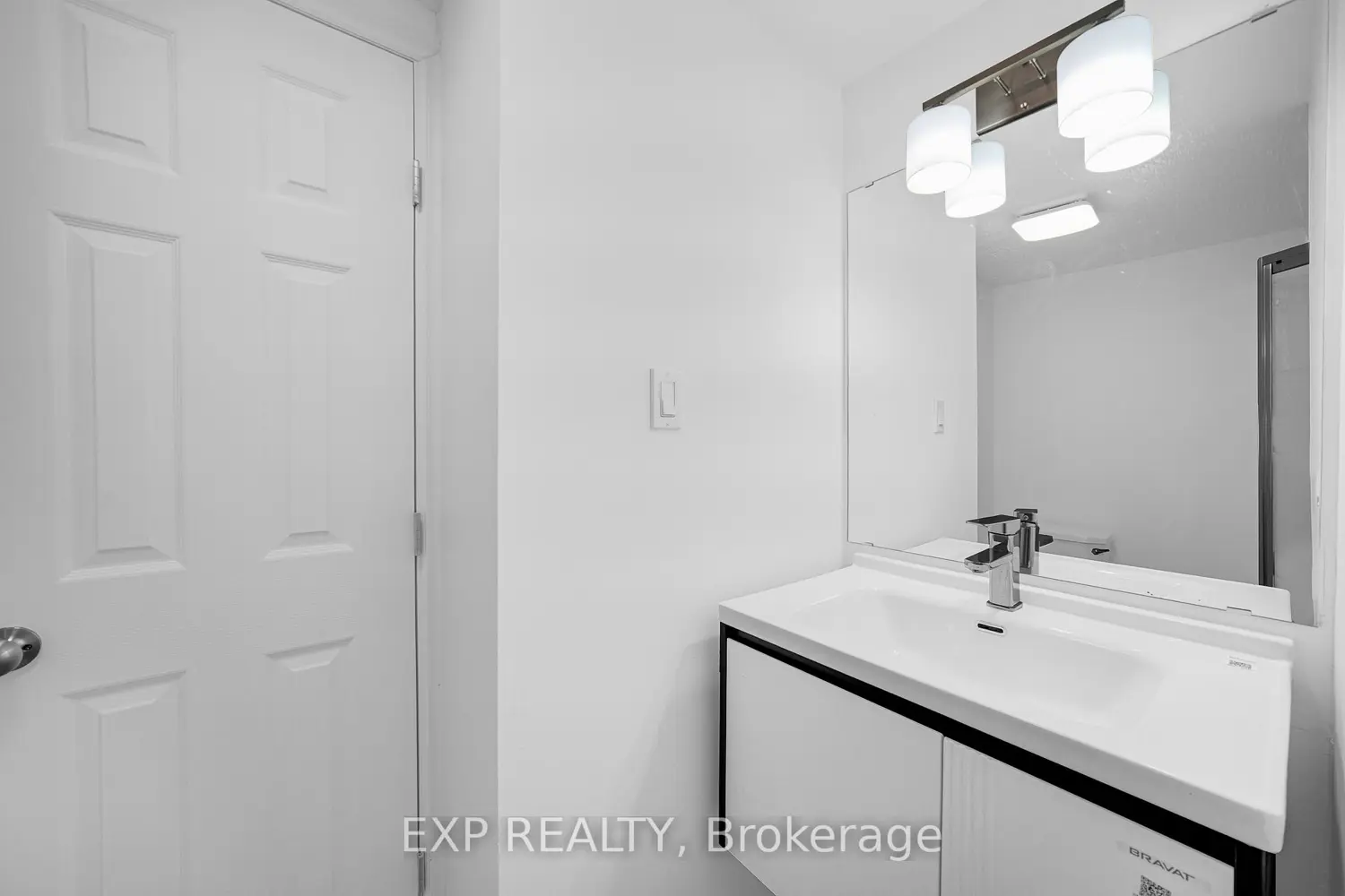 Additional image 11 of 98 Castlegreen Private