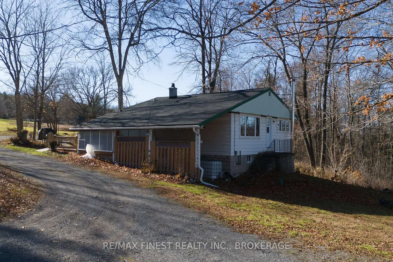 2221 Burbrook Road photo 2