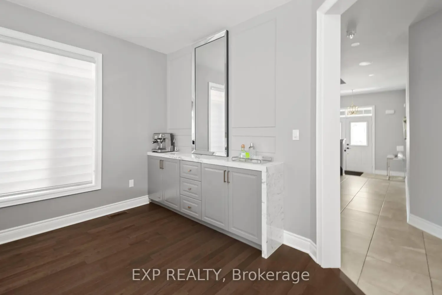 56 Lewis Avenue photo 5