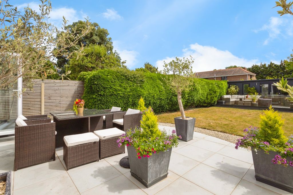 Additional image 13 of 3 bed detached house for saleSt. Peters Road, Hayling Island PO11
