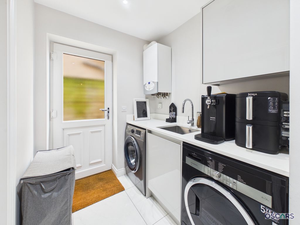 Additional image 10 of 4 bed detached house for saleCliff Road, Hessle HU13