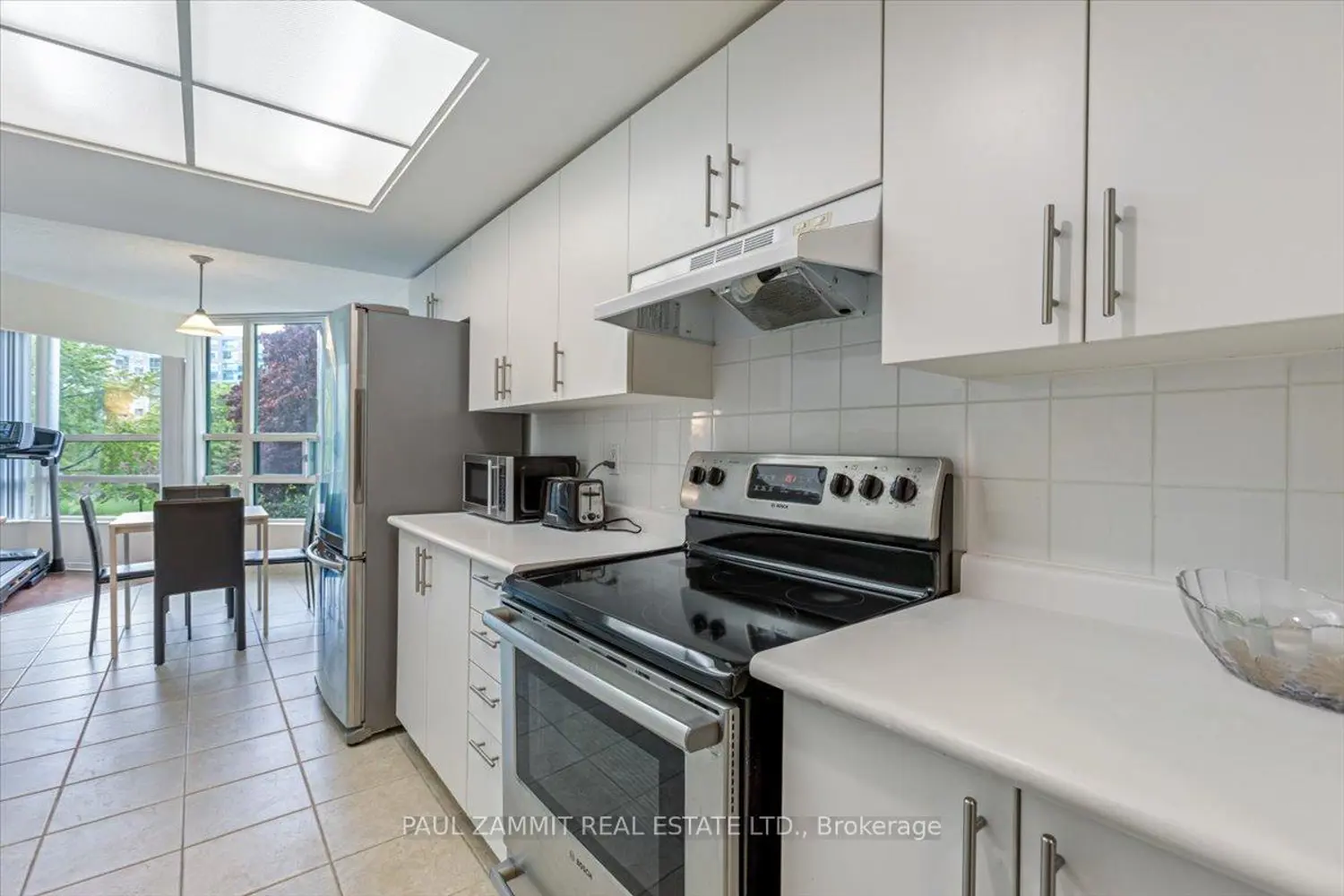 Additional image 6 of 7825 Bayview Avenue 214