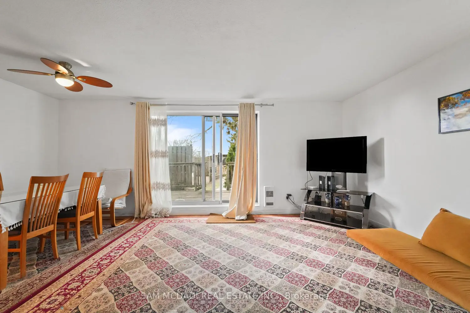 Additional image 7 of 1050 Falgarwood Drive 112
