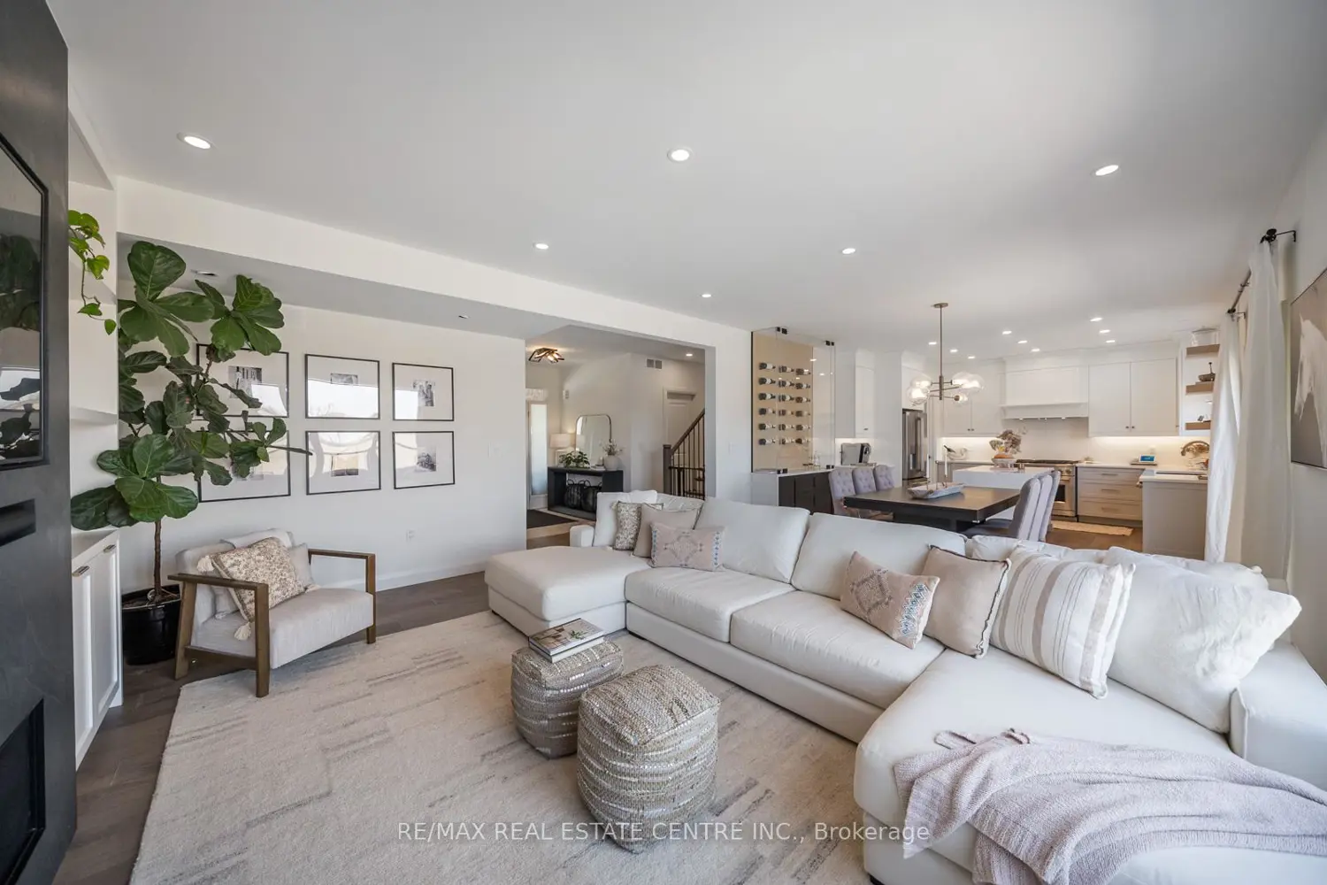 70 Rea Drive photo 3