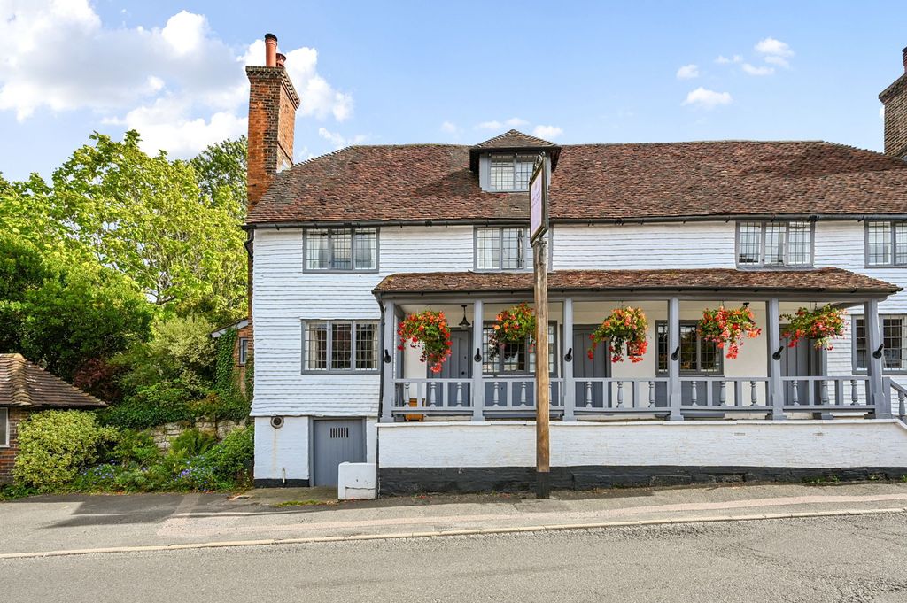 3 bed semi-detached house for saleThe Hay Waggon Inn, High Street, Hartfield TN7