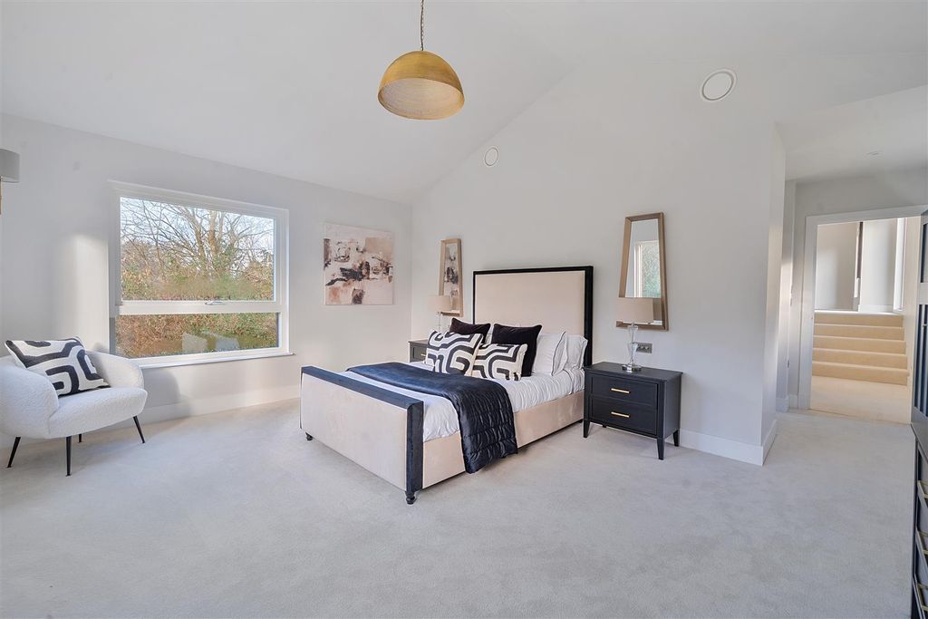 Additional image 8 of Detached house for saleWhitmore Vale Road, Grayshott, Hindhead GU26
