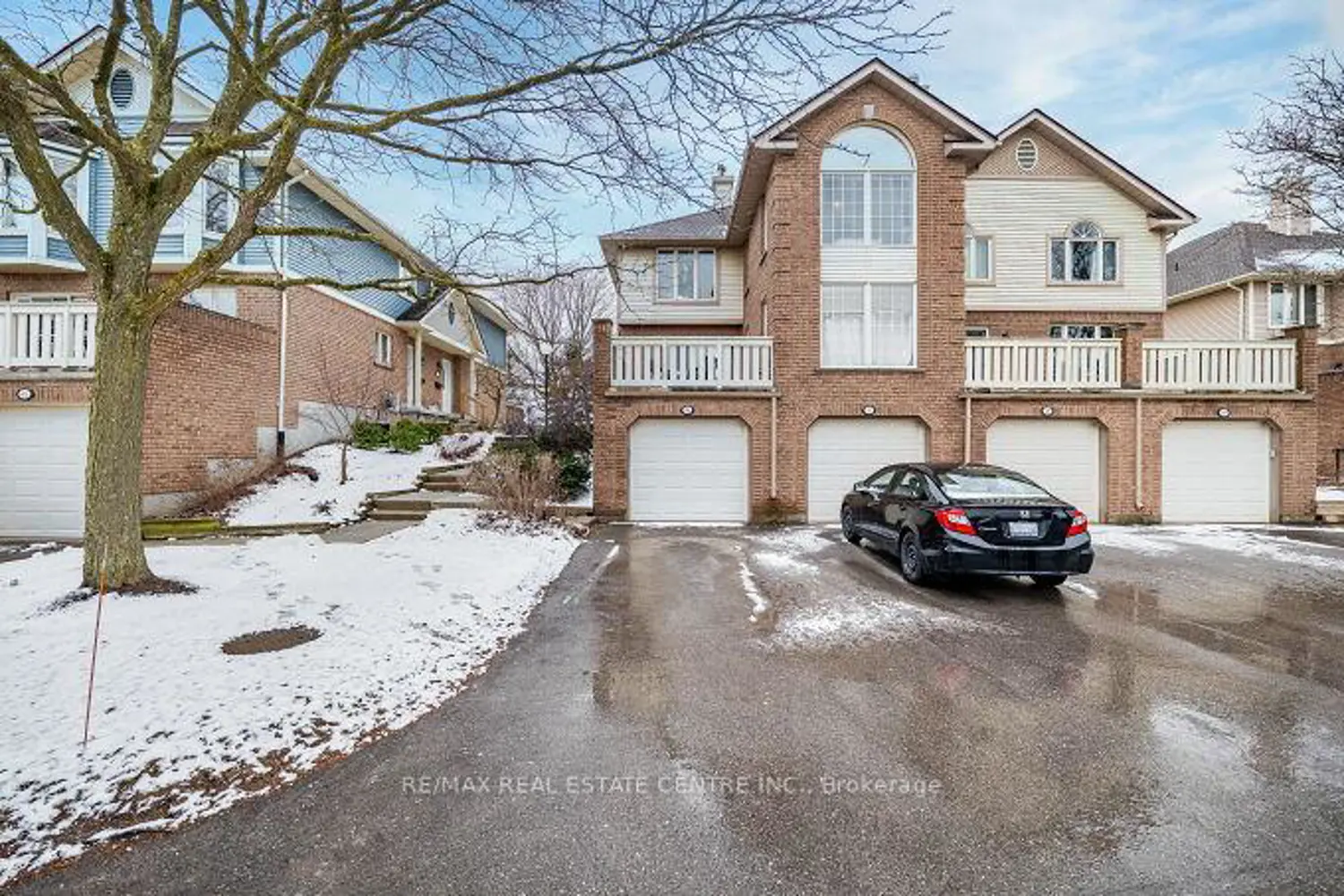 941 Gordon Street 59