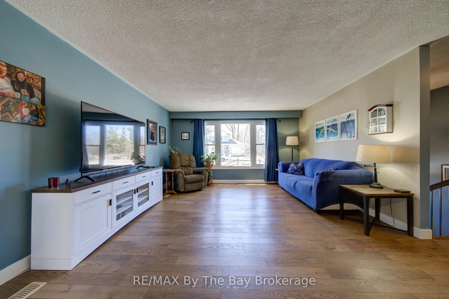 9 Frederick Drive photo 5