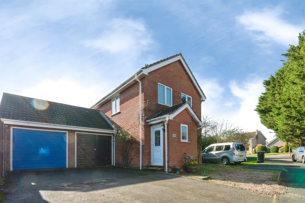 3 bed detached house for salePilgrims Way, Harleston IP20