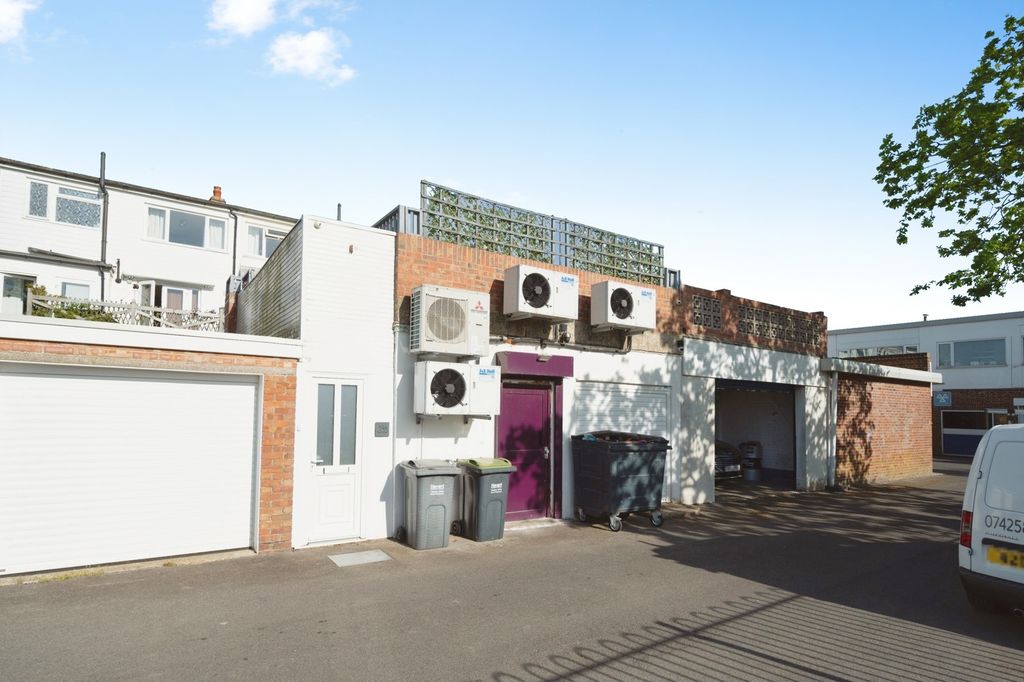 Additional image 16 of 3 bed maisonette for saleRails Lane, Hayling Island, Hampshire PO11