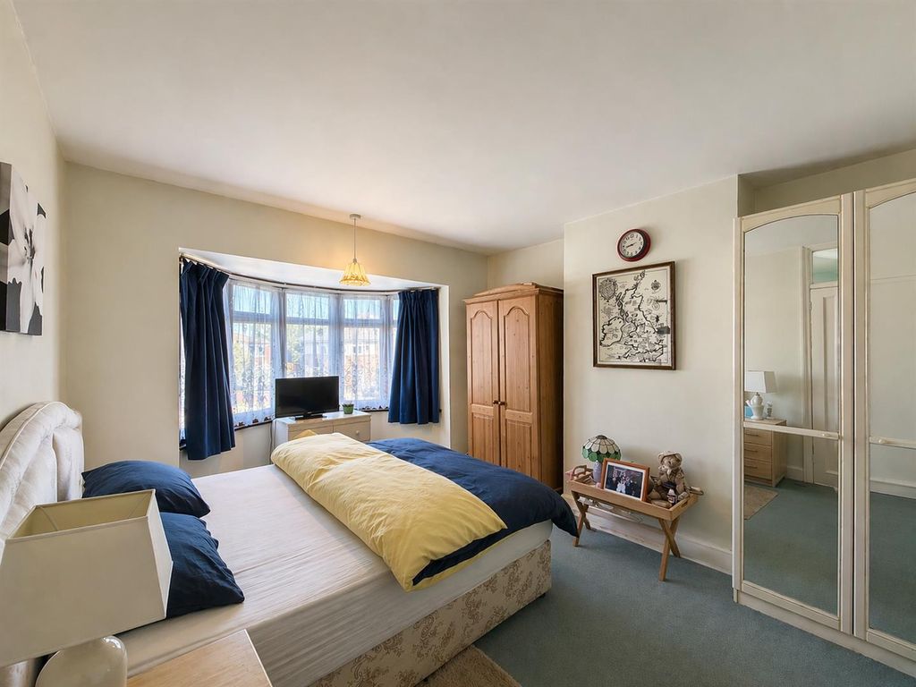 Additional image 4 of 3 bed terraced house for saleCentral Avenue, Hounslow TW3