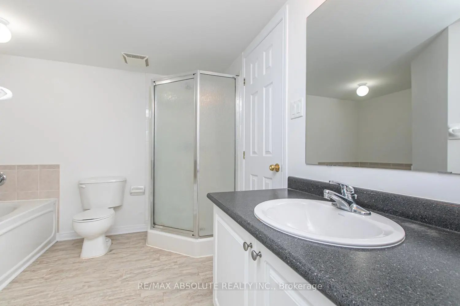 Additional image 17 of 246 Gershwin Private