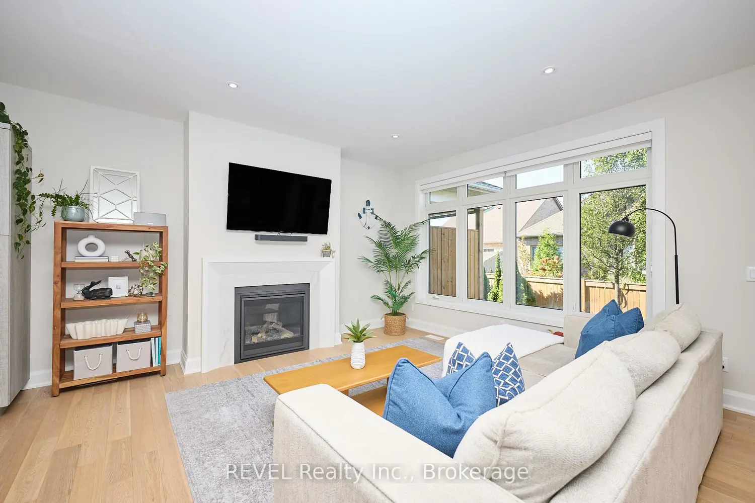 Additional image 7 of 9245 Shoveller Drive 19