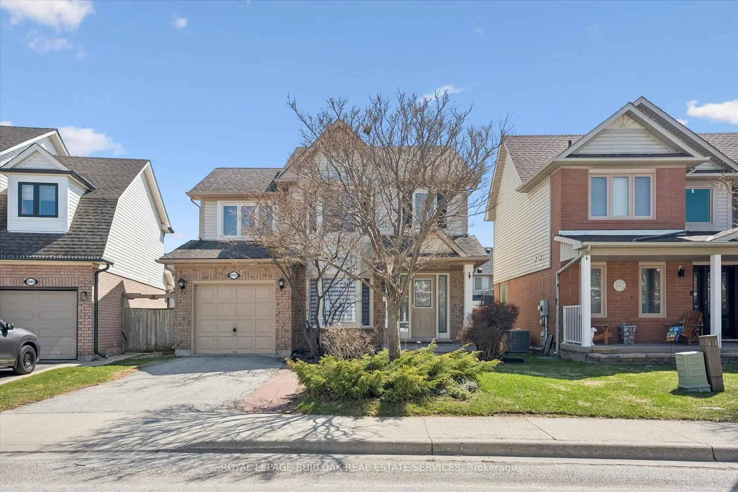 5147 Ravine Crescent photo 2