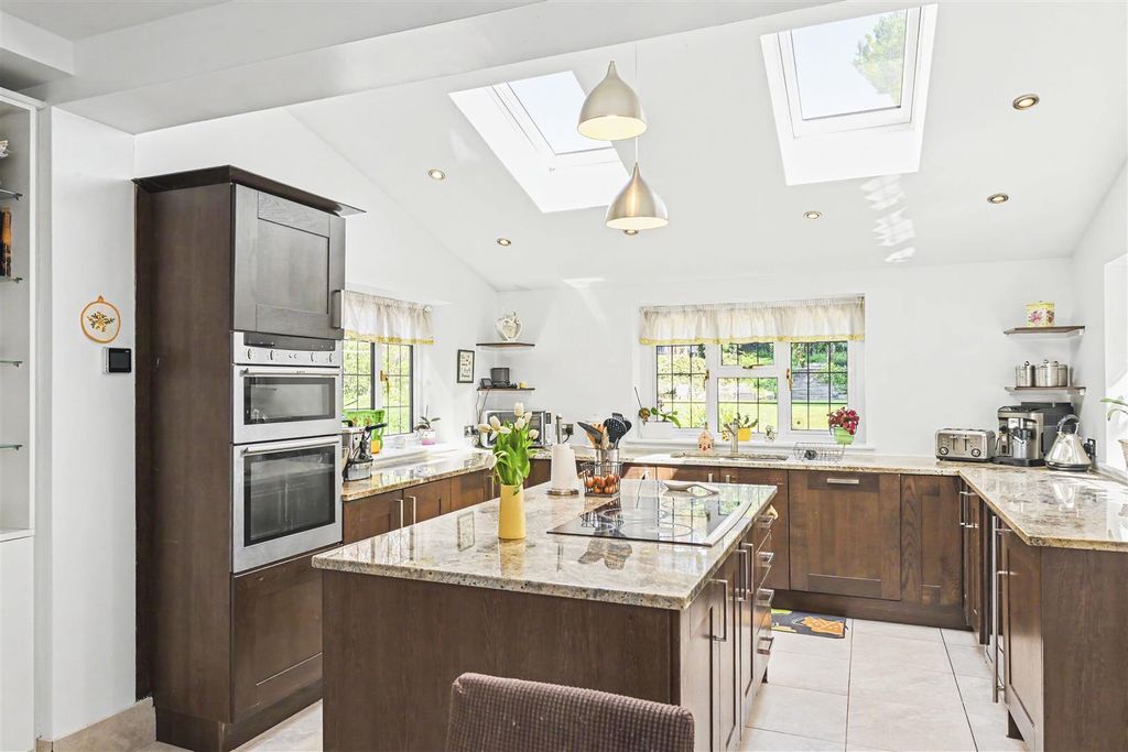 Additional image 2 of 5 bed detached house for saleBowers Way, Harpenden AL5