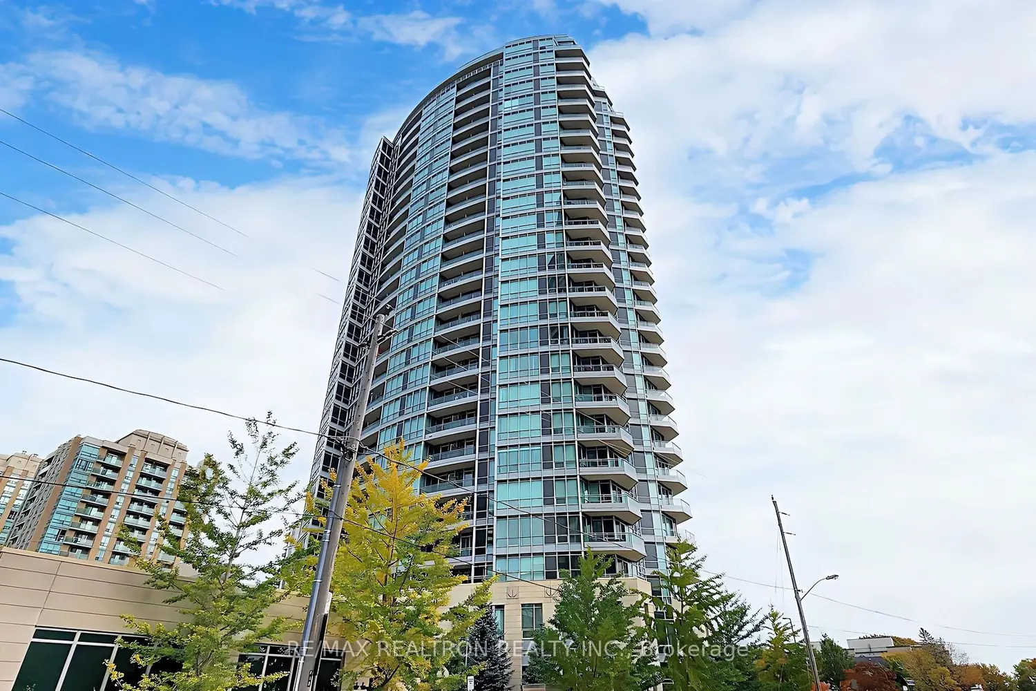 18 Holmes Avenue 1102