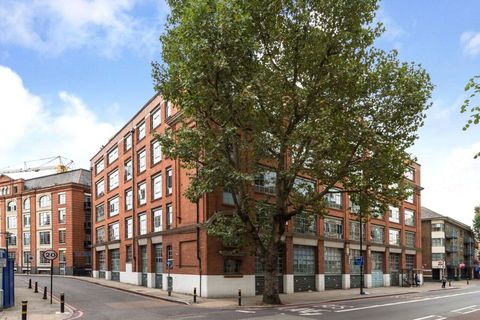 Boss Street, Shad Thames, London SE1, Studio to rent