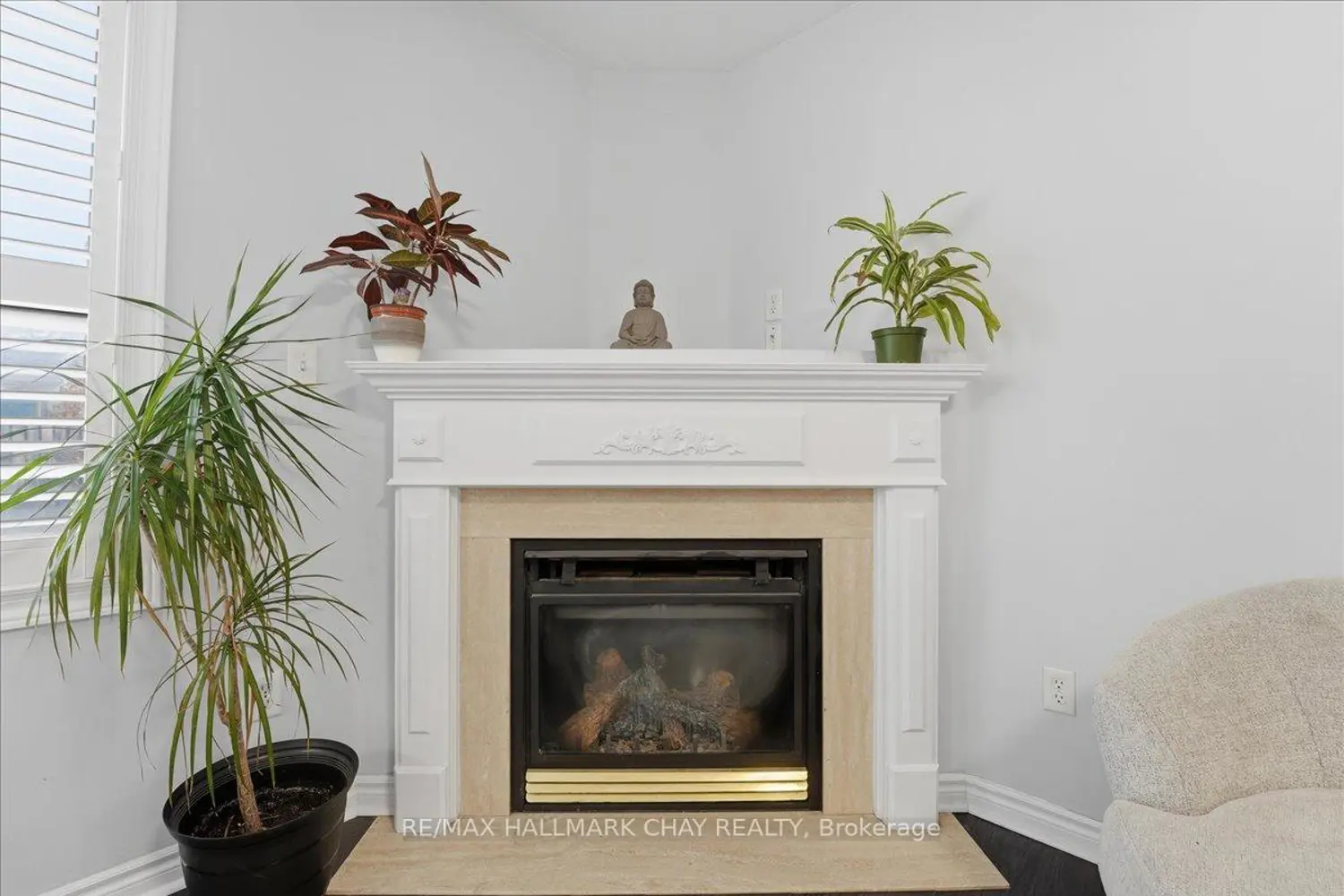102 Esther Drive photo 2