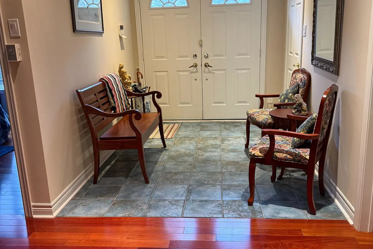 527 Rougemount Drive photo 2