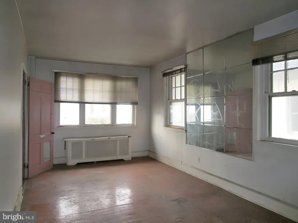 Additional image 5 of 1511 W Nedro Avenue, Philadelphia, PA 19141