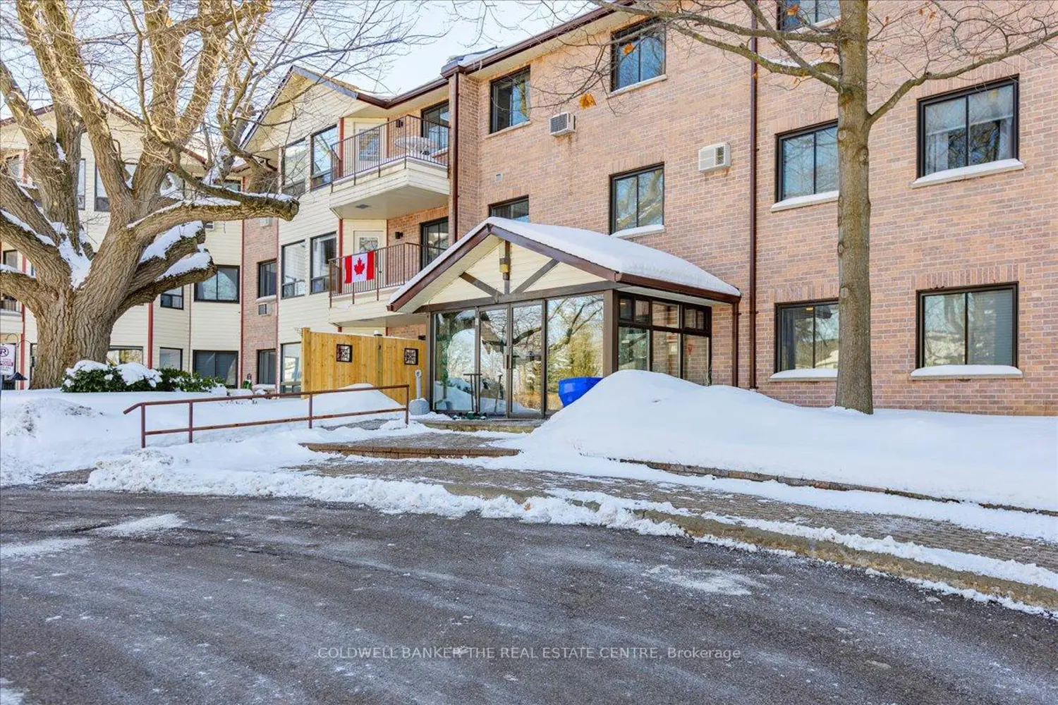 111 Grew Boulevard 105 photo 5